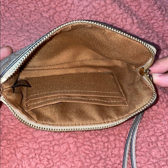 wallet - Picture 2 of 2